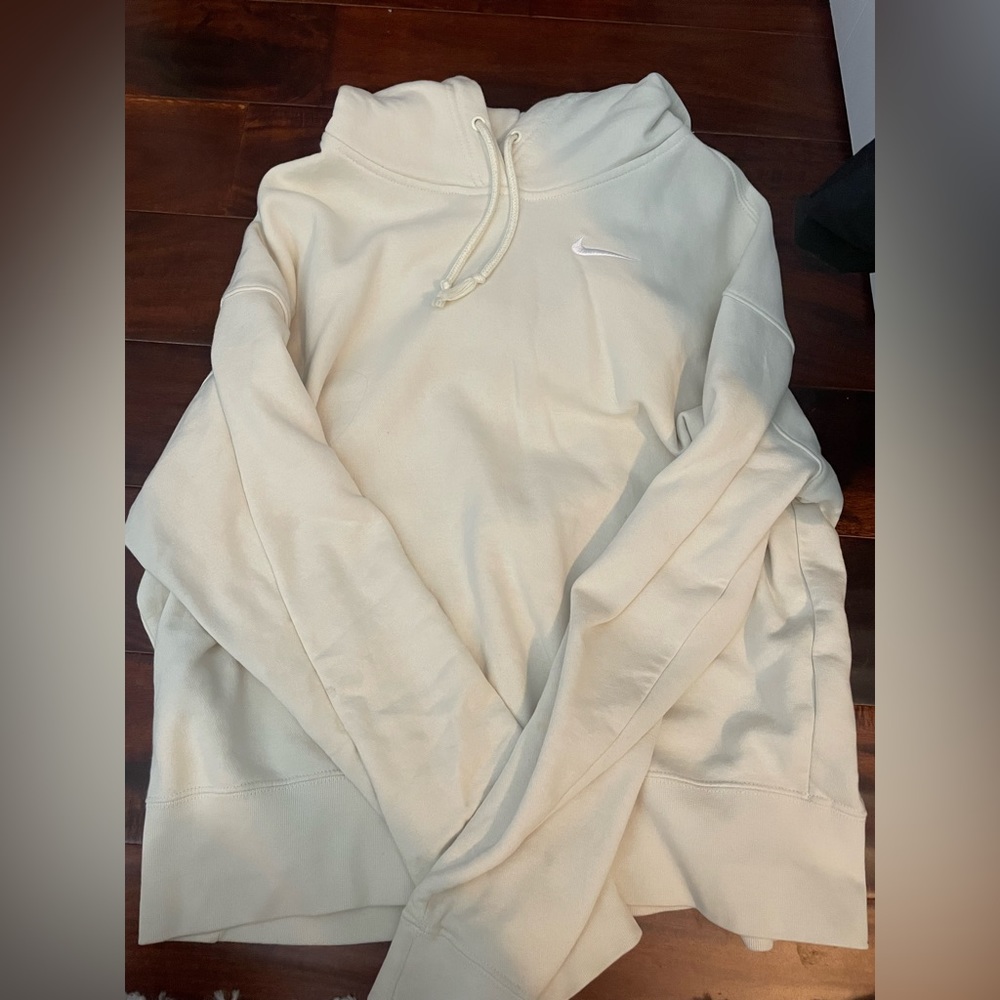 Nike sweatshirt